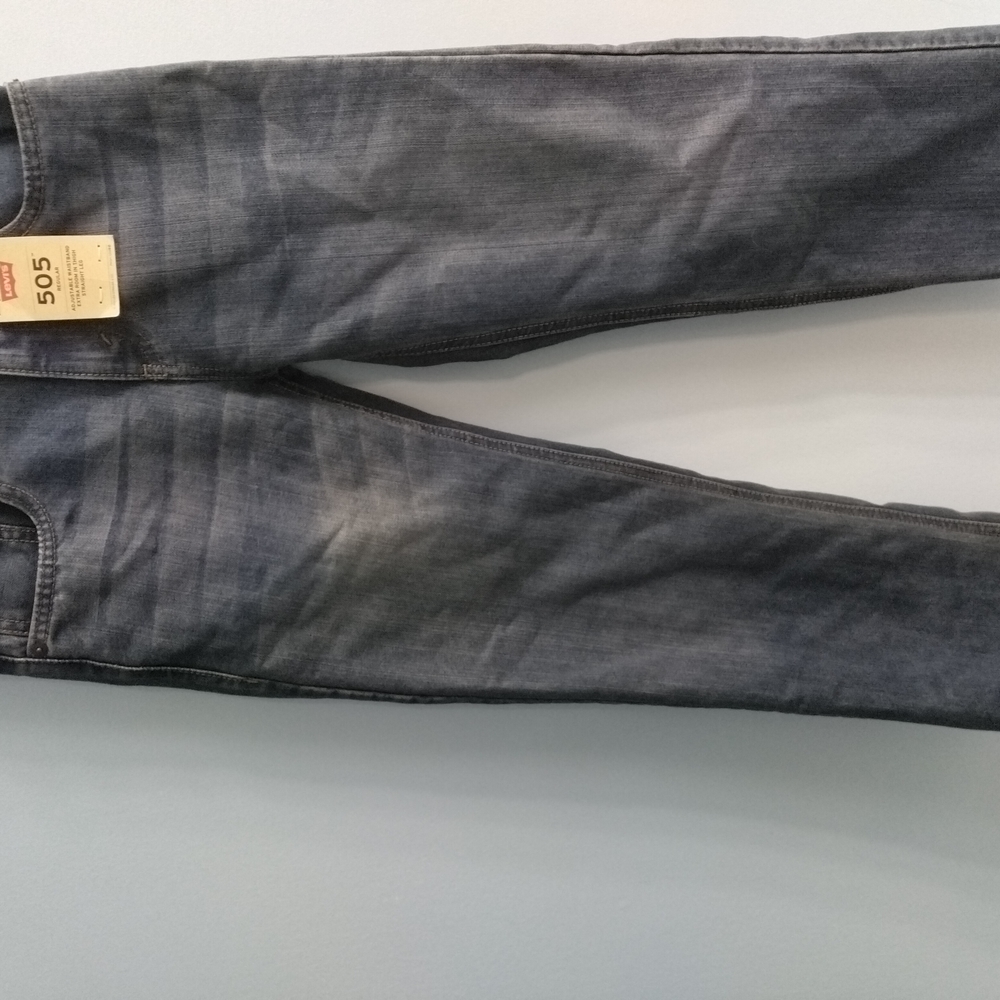 NWT Levi's 505 Blue Straight Jeans Classic Style Size 25 Waist And 25 Length - Picture 2 of 5
